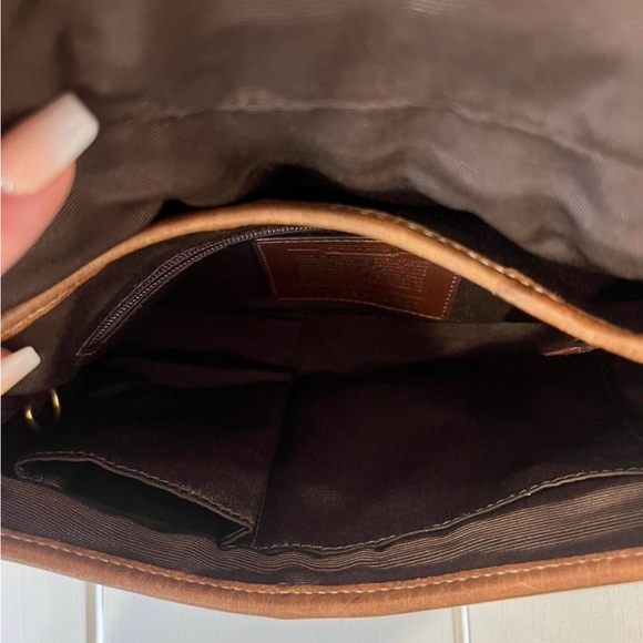 Coach Brown Leather Shoulder Bag - Picture 3 of 4